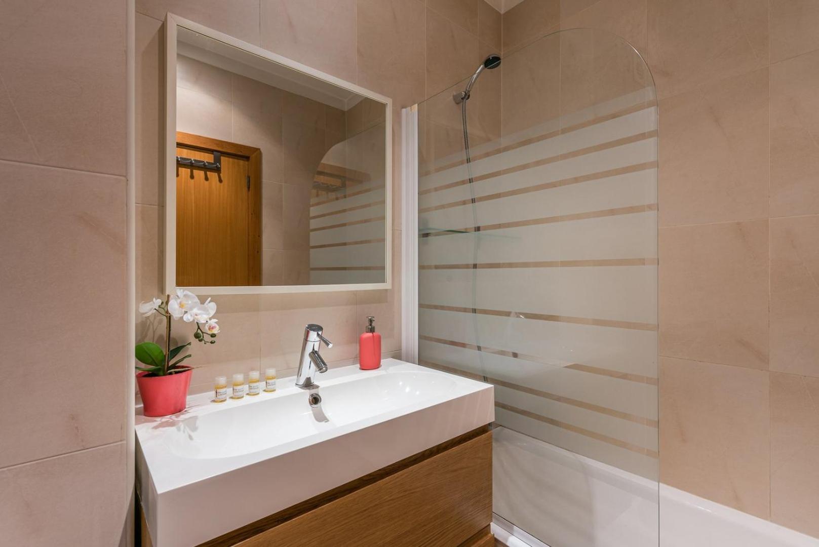 Guestready - City Blossom Porto Bagian luar foto
